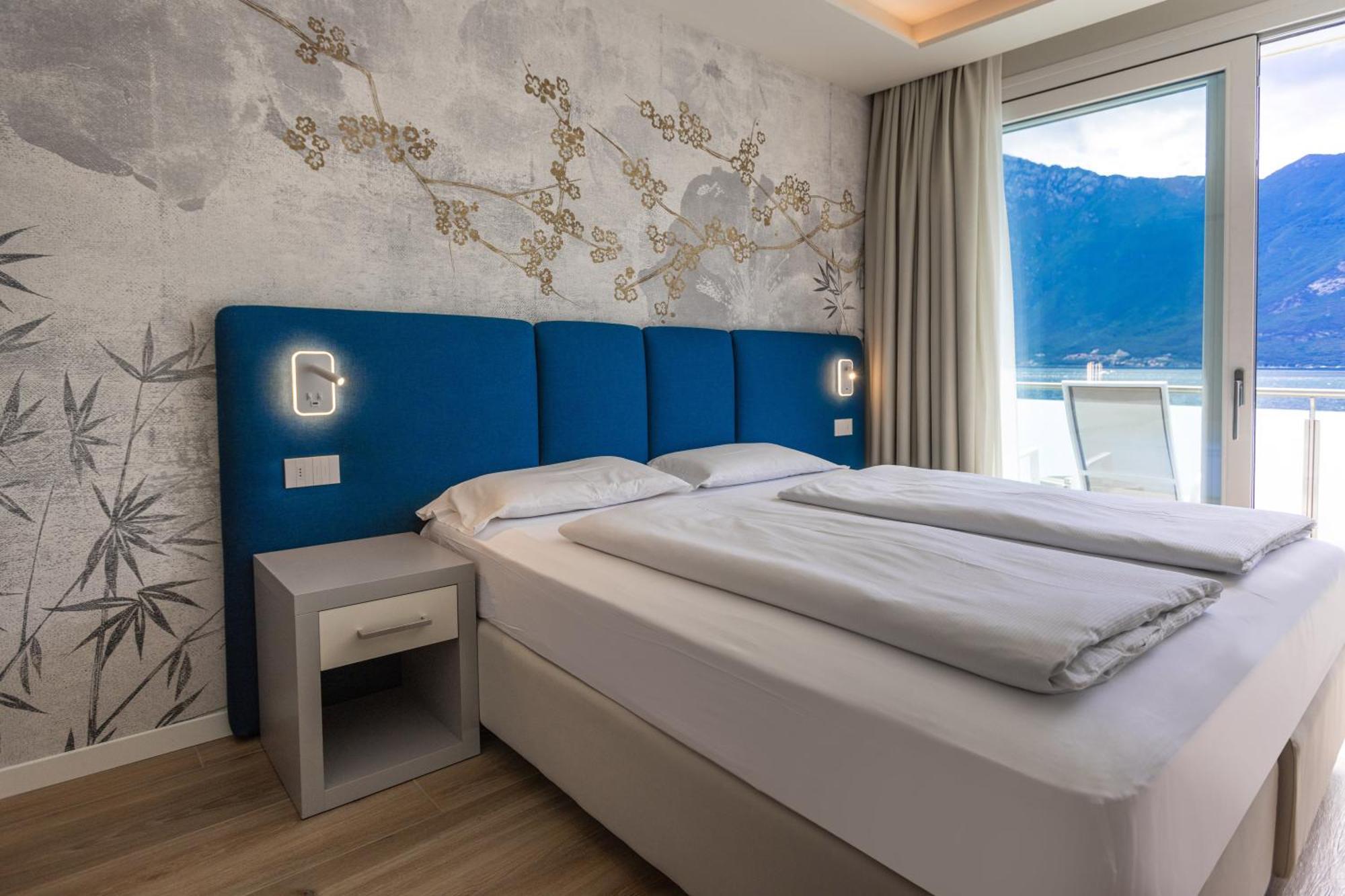 Ideal Hotel 4*