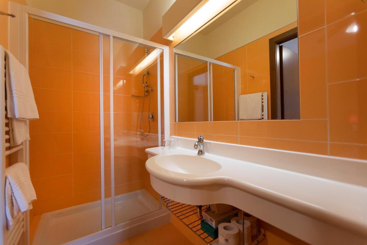 Ideal 4* Limone sul Garda